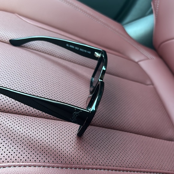 YSL sunglasses - Picture 2 of 8